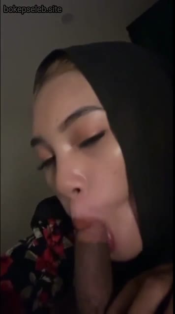 Hijab Tante Ukhti Ngewe Di Hotel