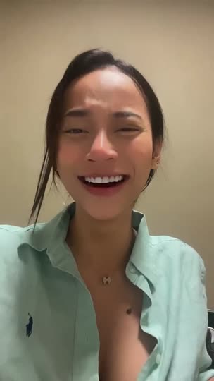 amira selebgram malay cantik live bugil sambil make up full perc